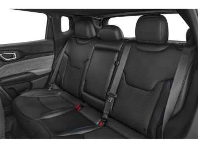 2024 Jeep Compass Latitude Lux FWD