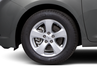 2012 Toyota Sienna LE V6 8 Passenger
