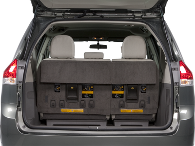 2012 Toyota Sienna LE V6 8 Passenger
