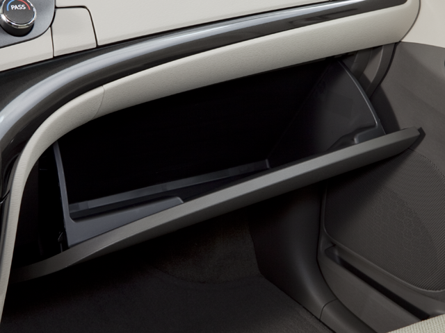 2012 Toyota Sienna LE V6 8 Passenger