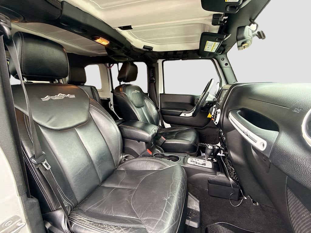 2014 Jeep Wrangler Unlimited Polar Edition