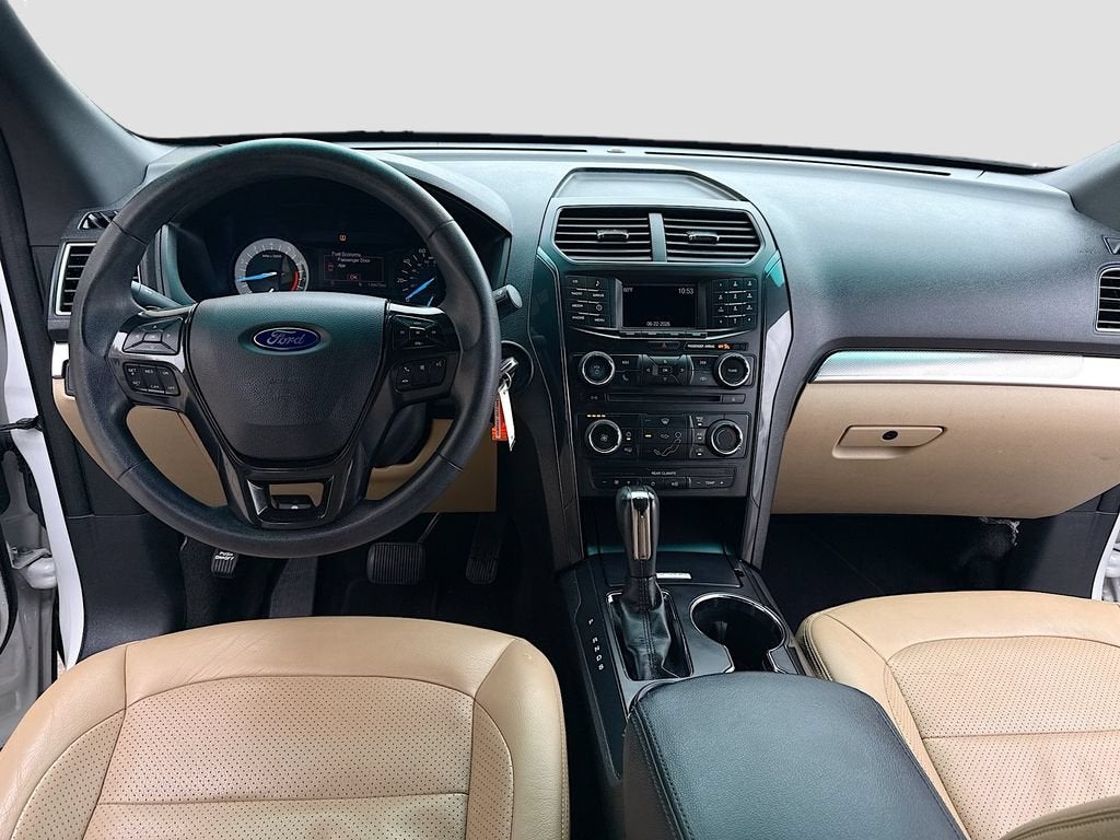 2017 Ford Explorer Base