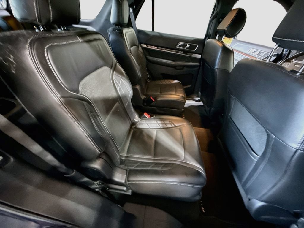 2017 Ford Explorer Platinum