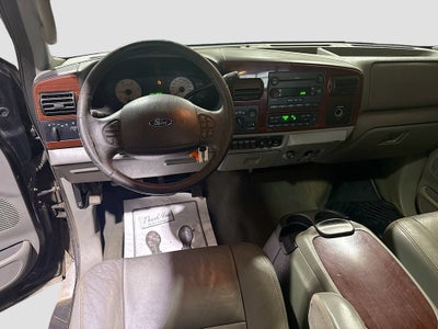 2006 Ford Super Duty F-350 DRW XL