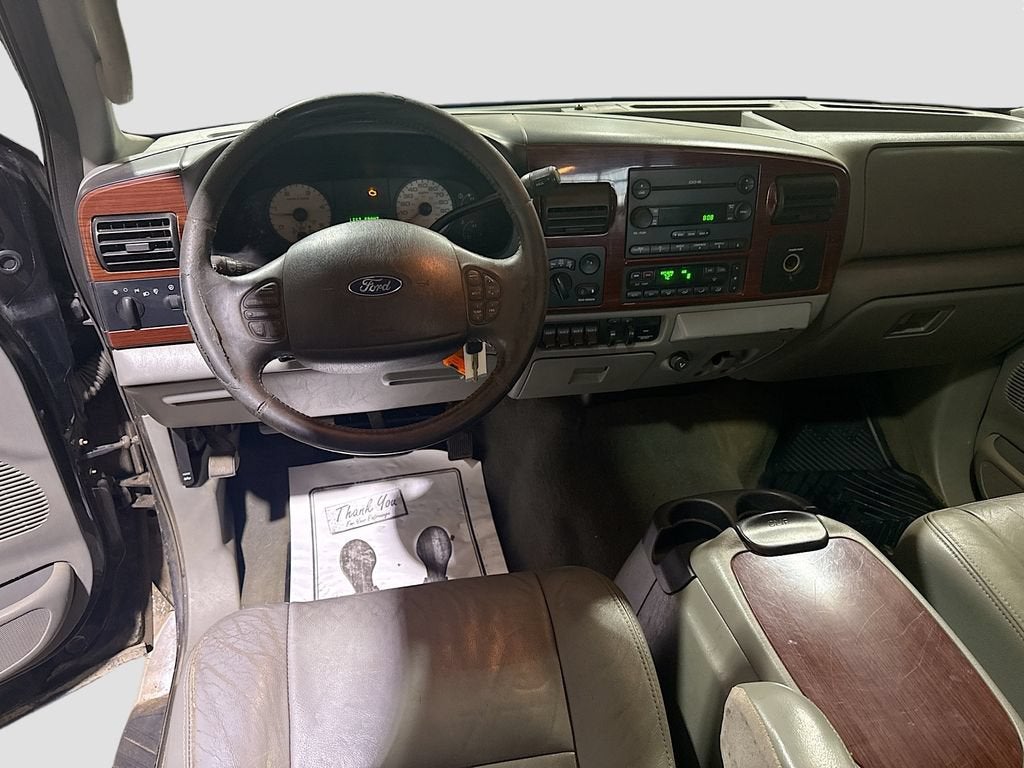 2006 Ford Super Duty F-350 DRW XL