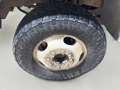2006 Ford Super Duty F-350 DRW XL