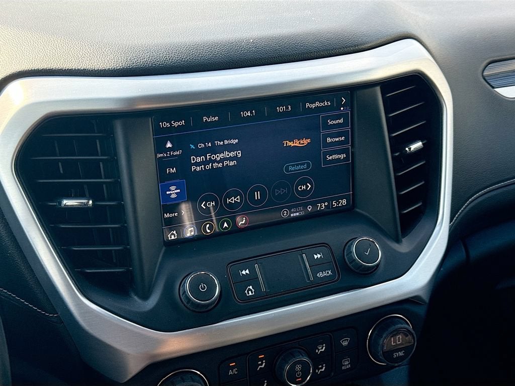 2023 GMC Acadia SLT