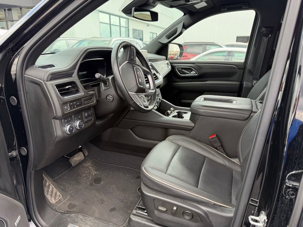 2024 GMC Yukon SLT