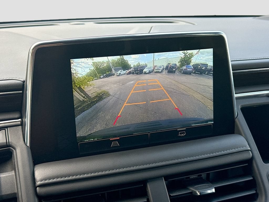 2024 GMC Yukon XL SLE