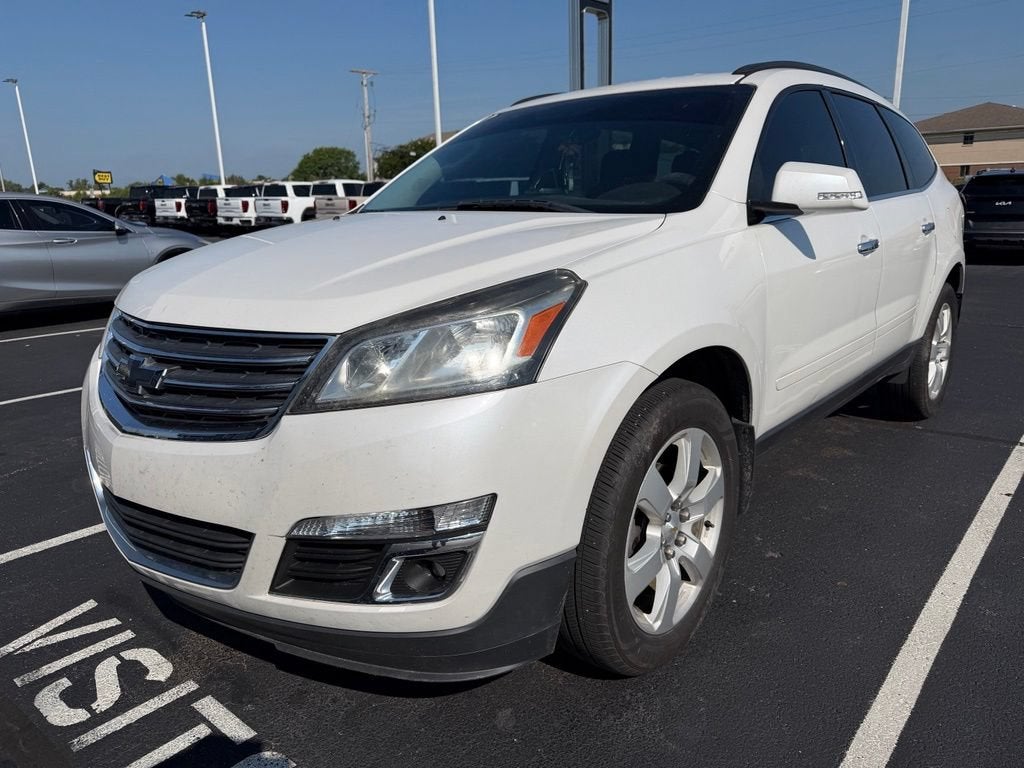 2017 Chevrolet Traverse LT