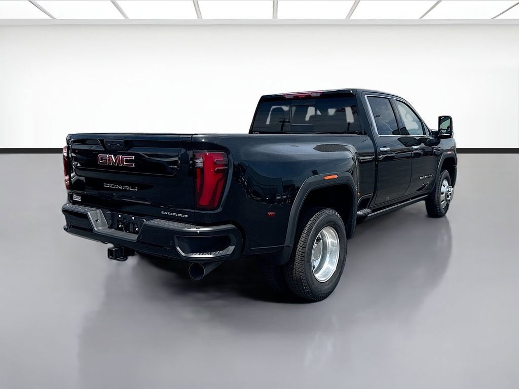 2026 GMC Sierra 3500 HD Denali DRW