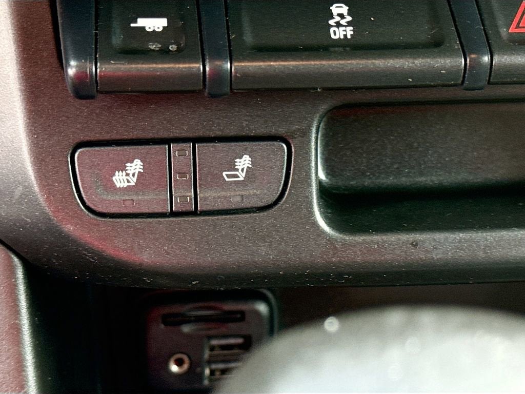 2022 GMC Canyon AT4 - Cloth