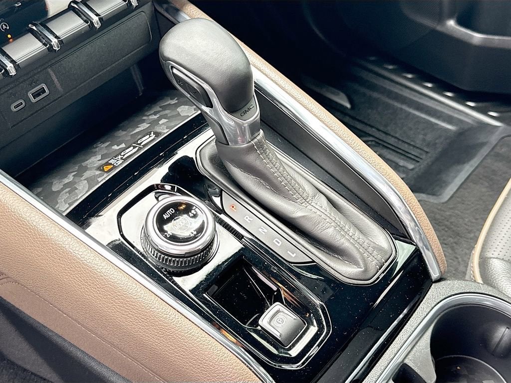 2024 GMC Canyon Denali