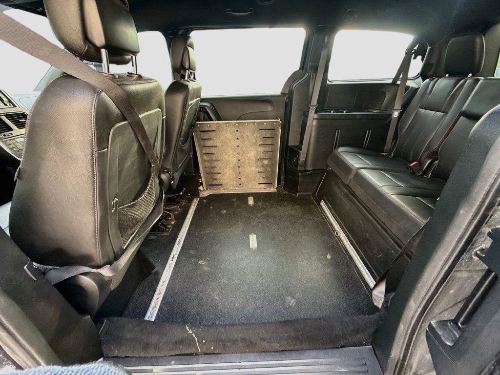 2016 Dodge Grand Caravan R/T