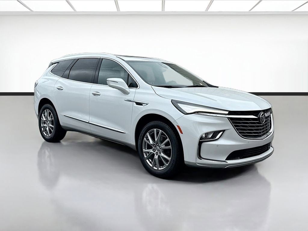 2024 Buick Enclave Essence