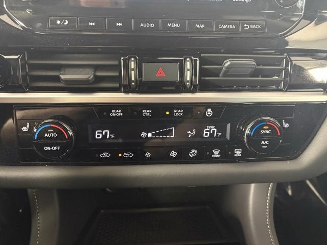2025 Nissan Pathfinder SL 4WD