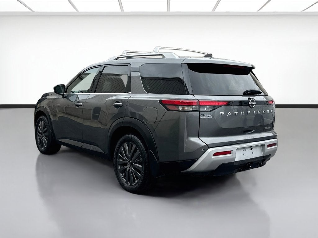 2022 Nissan Pathfinder SL 4WD