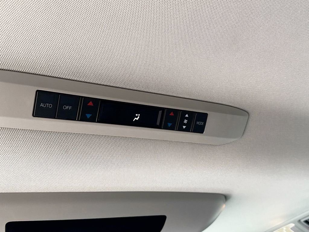 2023 Toyota Sienna Limited