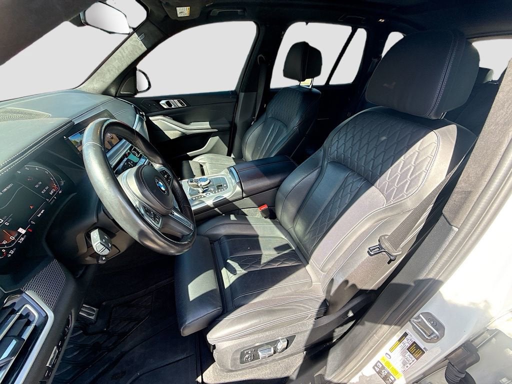 2023 BMW X5 M50i