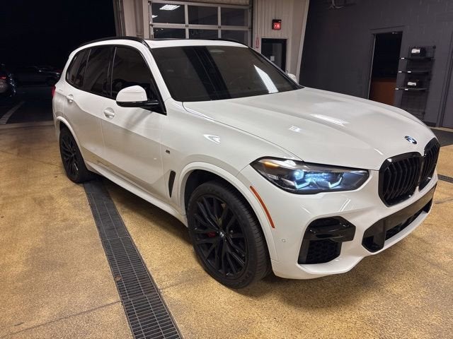 2023 BMW X5 M50i