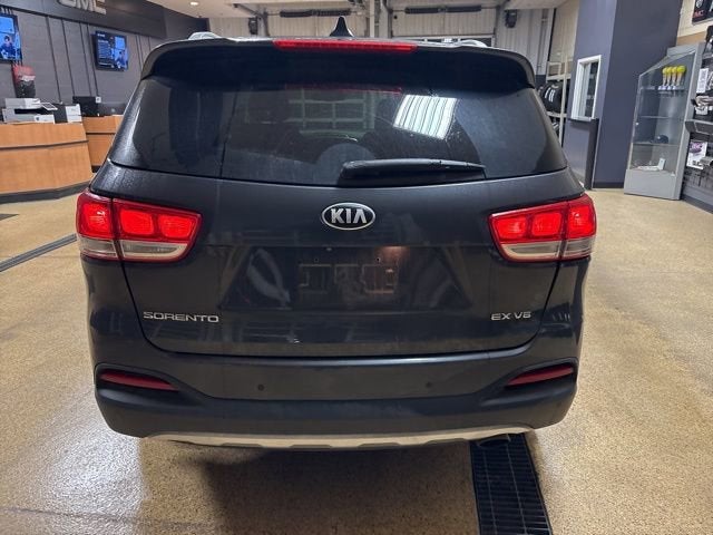 2016 Kia Sorento EX