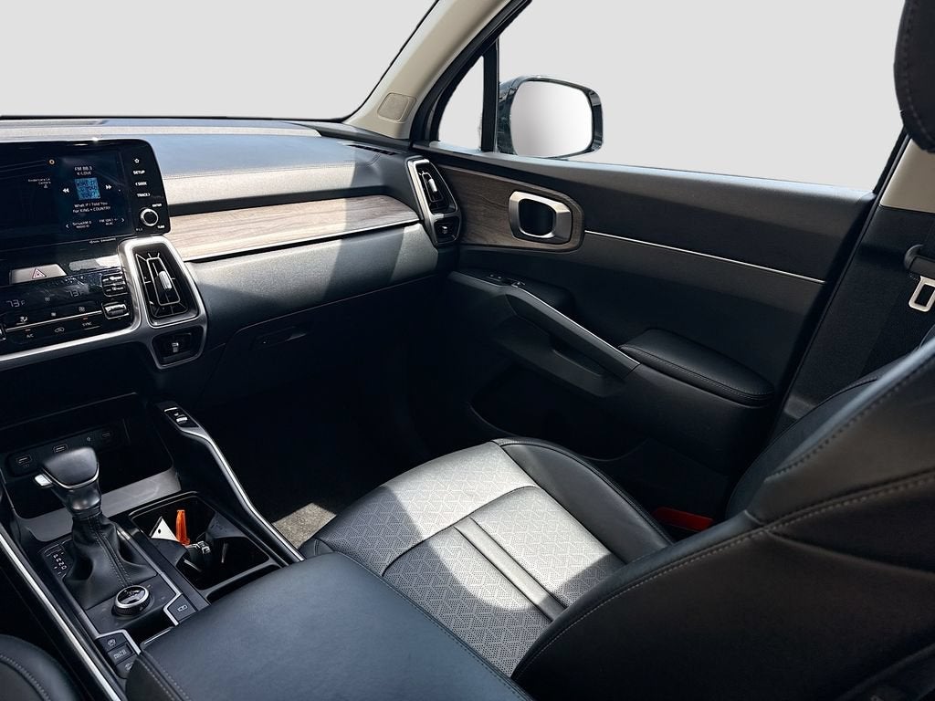 2022 Kia Sorento X-Line EX
