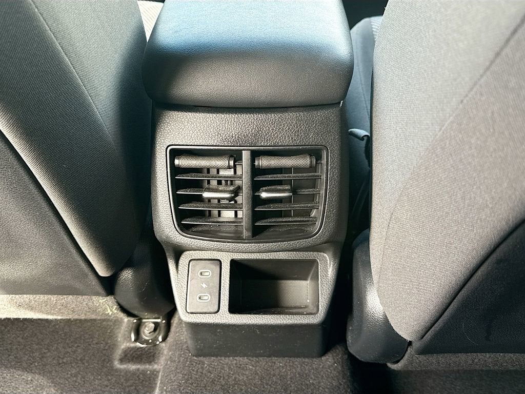 2025 Kia Seltos LX