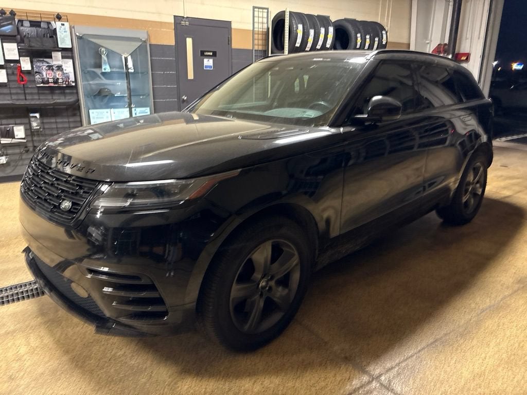 2025 Land Rover Range Rover Velar Dynamic SE