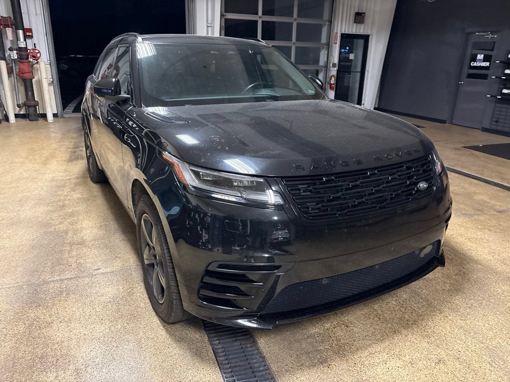 2025 Land Rover Range Rover Velar Dynamic SE