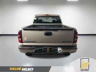 2005 Chevrolet Silverado 1500 LS