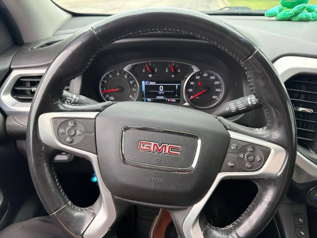 2017 GMC Acadia SLT