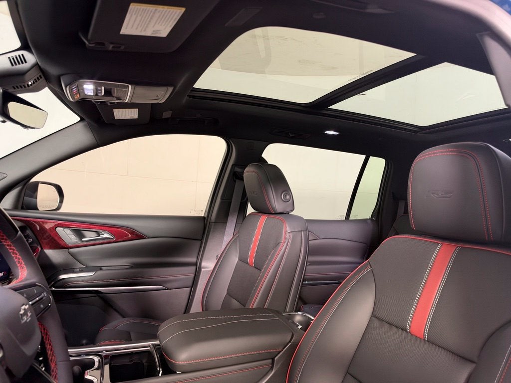 2027 Chevrolet Traverse RS