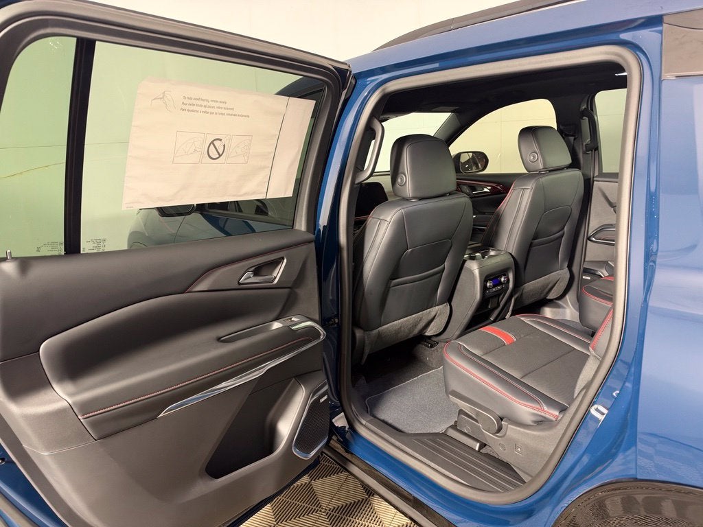 2027 Chevrolet Traverse RS
