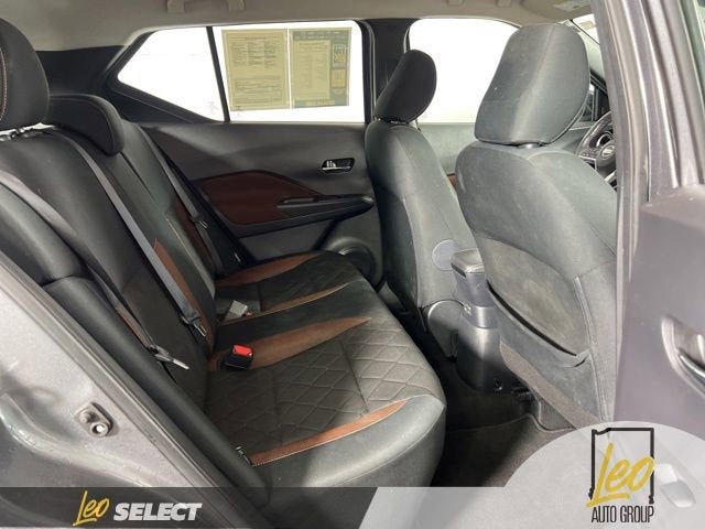 2020 Nissan Kicks SR