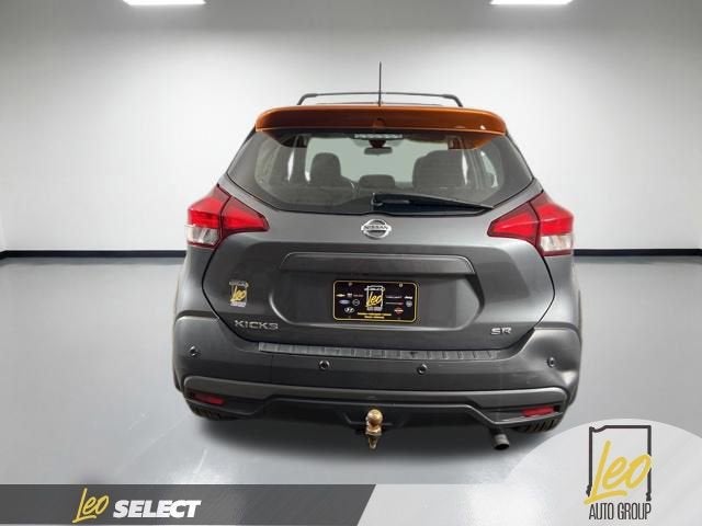 2020 Nissan Kicks SR