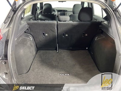 2020 Nissan Kicks SR