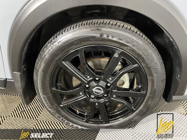 2023 Nissan Kicks SR Xtronic CVT
