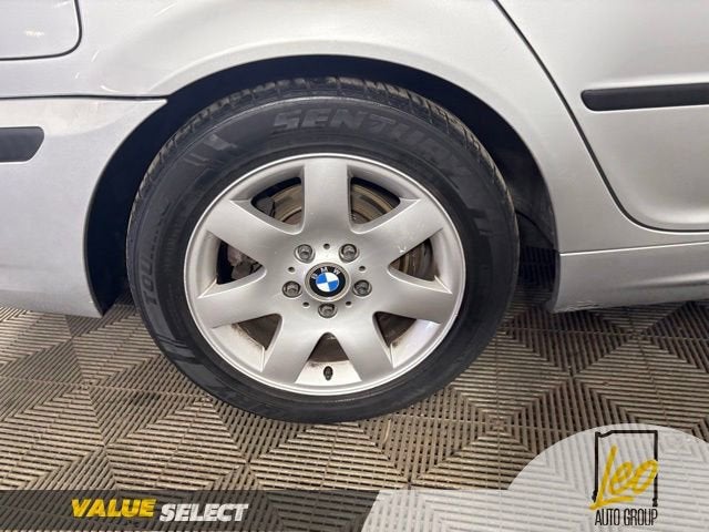 2003 BMW 3 Series 325xi