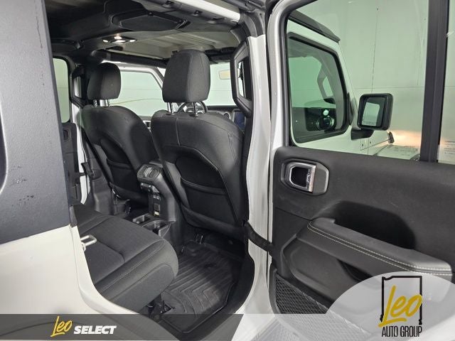 2022 Jeep Wrangler Unlimited Sahara 4x4