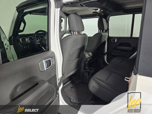 2022 Jeep Wrangler Unlimited Sahara 4x4