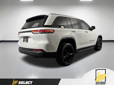 2023 Jeep Grand Cherokee Altitude 4x2