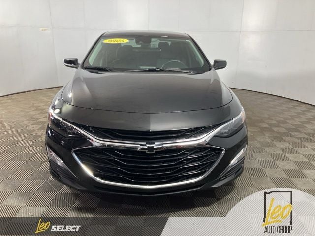2025 Chevrolet Malibu FWD RS