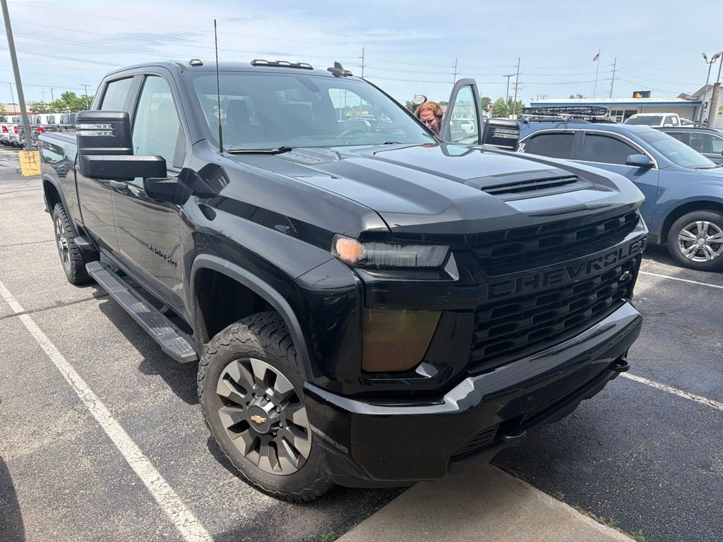 2021 Chevrolet Silverado 2500HD 4WD Crew Cab Standard Bed Custom
