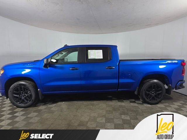 2023 Chevrolet Silverado 1500 4WD Crew Cab Standard Bed Custom