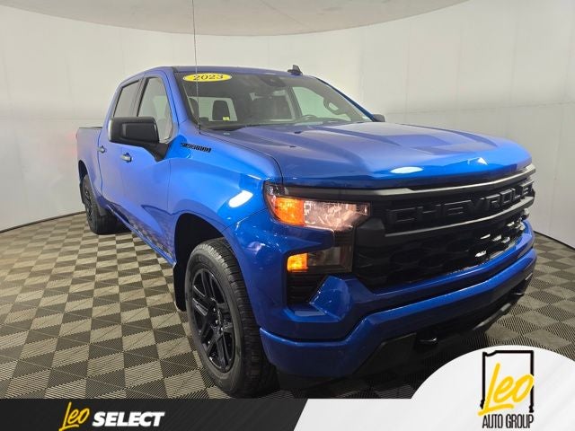 2023 Chevrolet Silverado 1500 4WD Crew Cab Standard Bed Custom