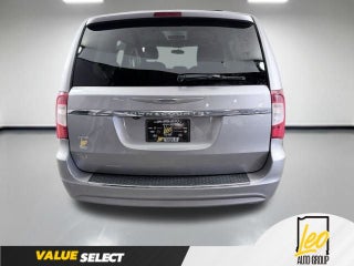 2016 Chrysler Town &amp; Country Touring