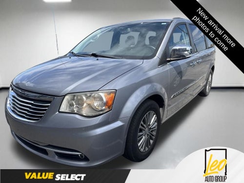 2013 Chrysler Town & Country Touring-L