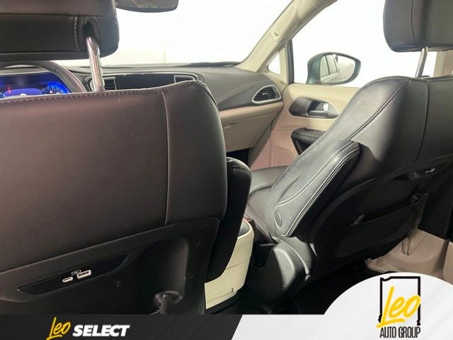 2023 Chrysler Pacifica Touring L AWD