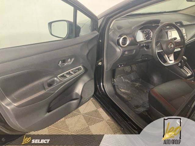 2020 Nissan Versa SR Xtronic CVT