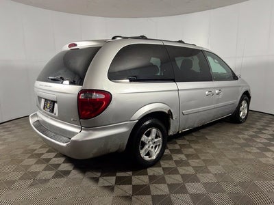 2005 Dodge Grand Caravan SXT